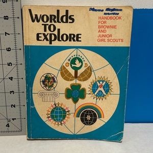 Vintage Girl Scout World’s to Explore Book - 1977